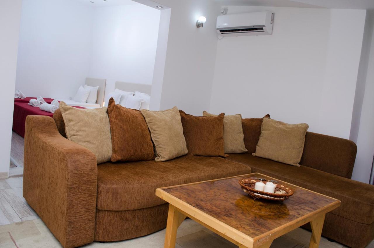Villa Re3Ca Üsküp Dış mekan fotoğraf